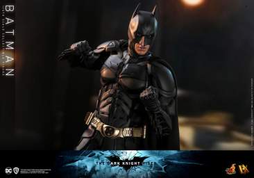 DX19 - The Dark Knight Rises - 1/6th scale Batman