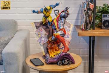 Fastball Special: Colossus and Wolverine Statues