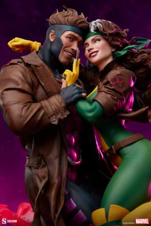 Rogue & Gambit Statues